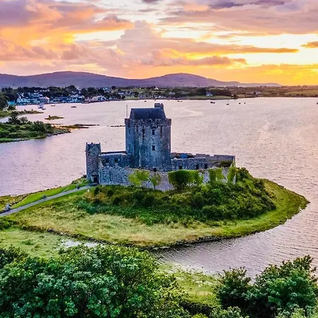 Tigh Noor - Escape To Kinvara By The Sea! Apartment *